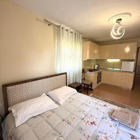 Διαμέρισμα 2